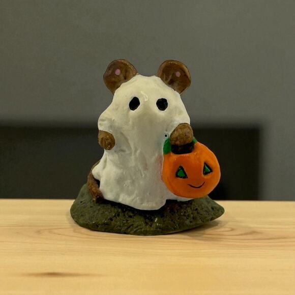 Wee Forest Folk "Mini Little Ghost" M-62 Mouse Figurine 1981 Signed AP READ - Picture 1 of 8